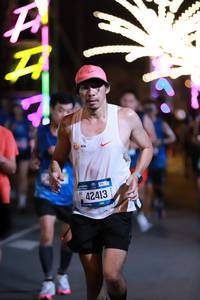 BIB: 42413
                            <button type="button" onclick="openModal(20314401)" class="btn btn-primary btn-sm float-right btn-popup" data-toggle="modal" data-target=".modal-high-quality">
                        <i class="fas fa-shopping-cart"></i> Add to Cart
                    </button>
                                            <button type="button" onclick="isThisMe(20314401, true)" class="btn btn-success btn-sm float-right btn-popup btn-isme hidden" data-toggle="tooltip" data-placement="bottom" title="นี่คือรูปของคุณใช่ไหม คลิกที่นี่เพื่อเอาเข้าอัลบั้ม">
                        <i class="fas fa-plus"></i> Add to album
                    </button>
                    <button type="button" onclick="isThisMe(20314401, false)" class="btn btn-warning btn-sm float-right btn-popup btn-isnotme hidden">
                        <i class="fas fa-ban"></i> Remove from album
                    </button>
